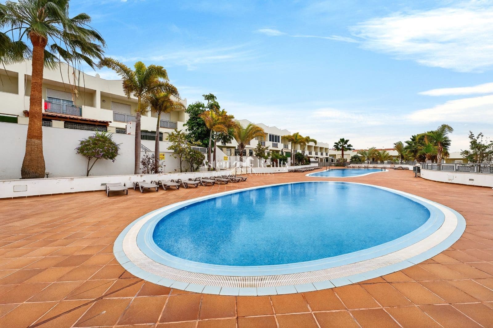 3 quarto Casa em Banda para venda em Torviscas com piscina garagem - 470 000 € (Ref: 9802960)