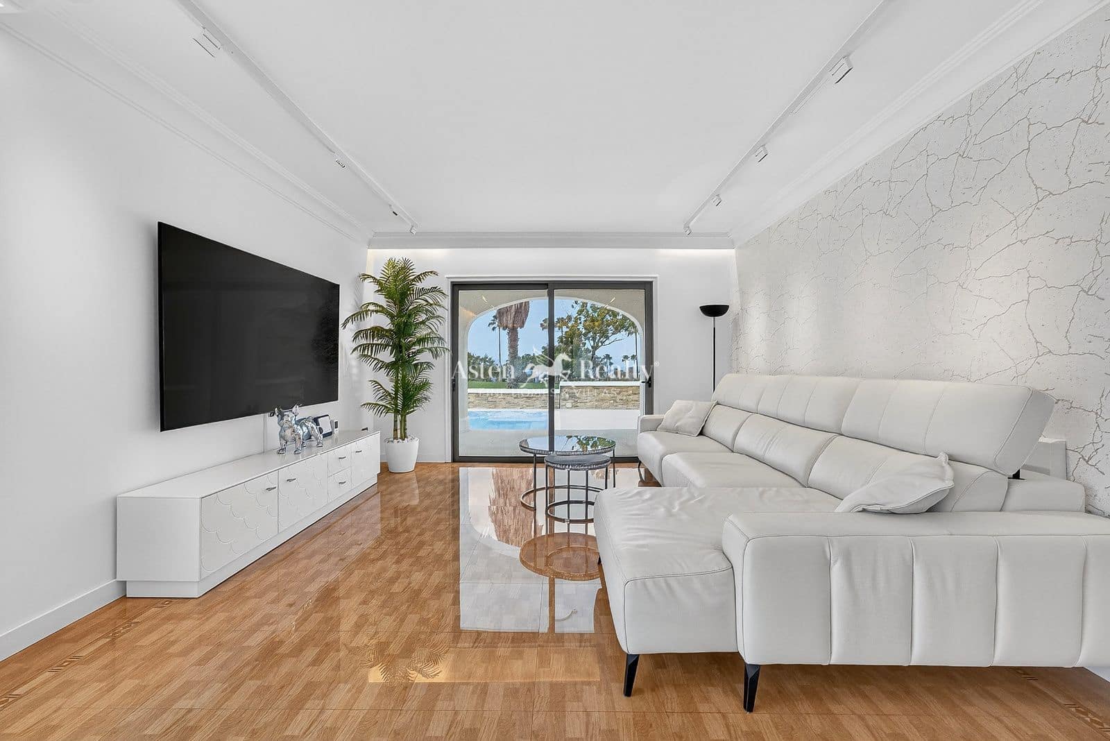 4 chambre Maison de Ville à vendre à La Caleta Adeje avec piscine garage - 3 500 000 € (Ref: 9816193)