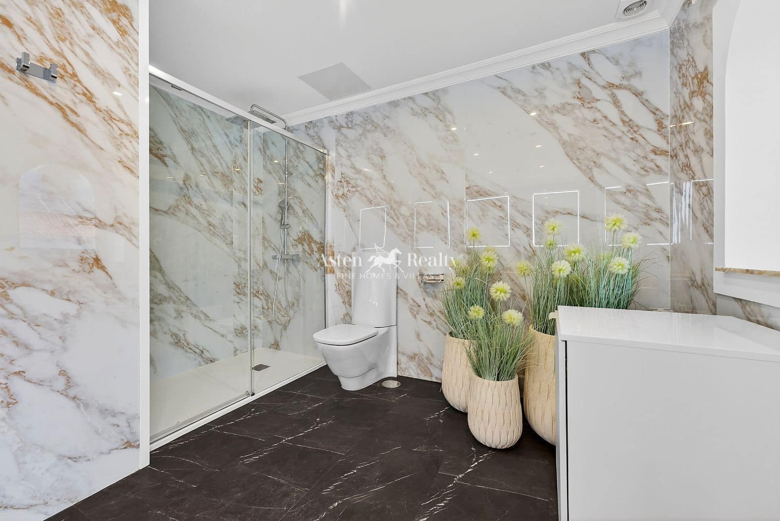 4 chambre Maison de Ville à vendre à La Caleta Adeje avec piscine garage - 3 500 000 € (Ref: 9816193)