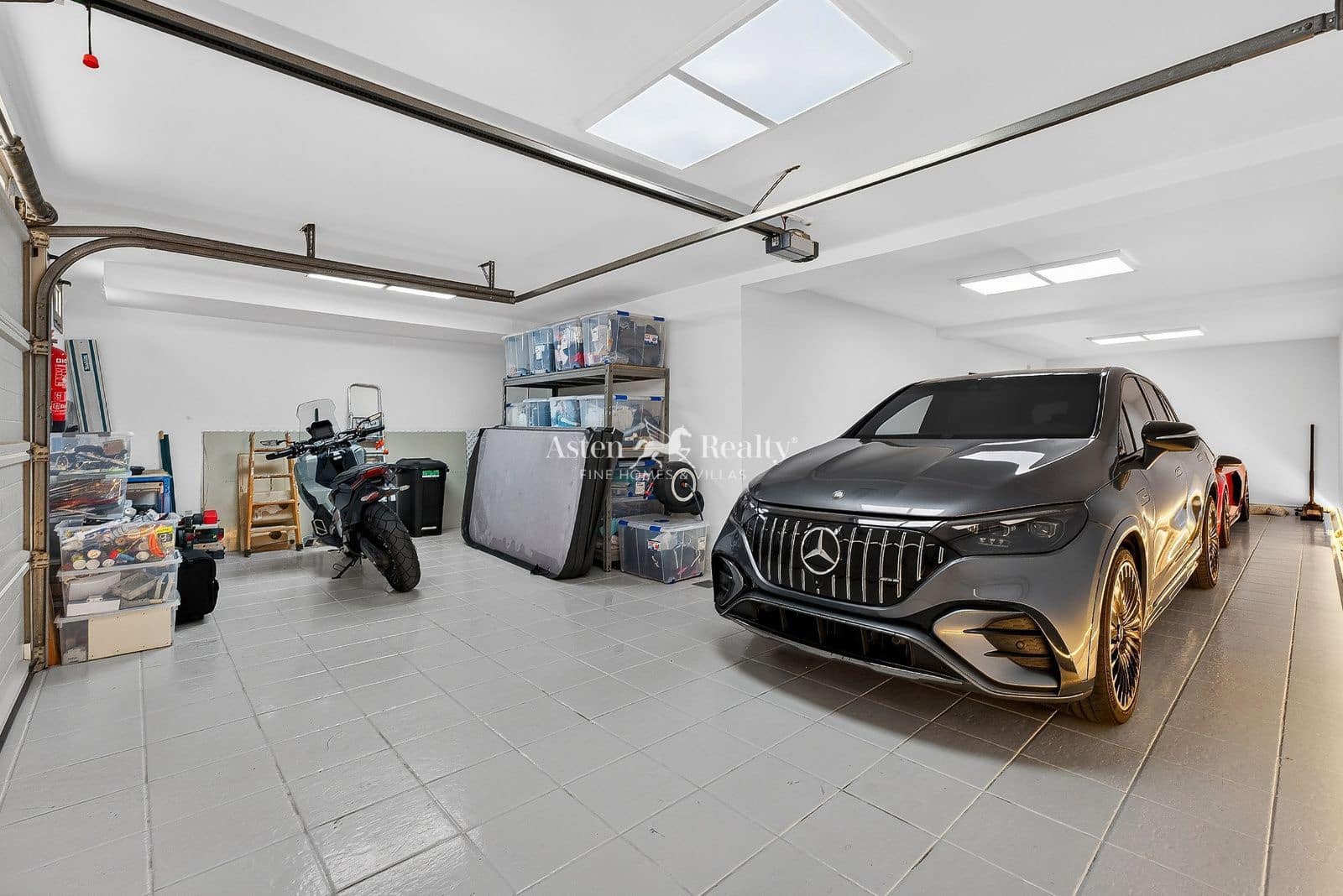 4 chambre Maison de Ville à vendre à La Caleta Adeje avec piscine garage - 3 500 000 € (Ref: 9816193)