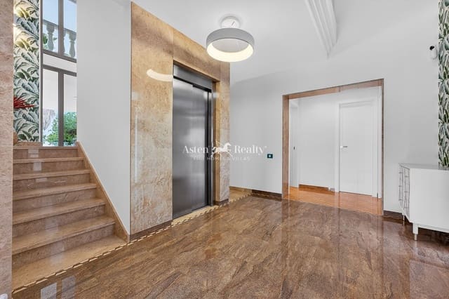 4 chambre Maison de Ville à vendre à La Caleta Adeje, Adeje avec piscine garage - 3 500 000 € (Ref: 9816193)