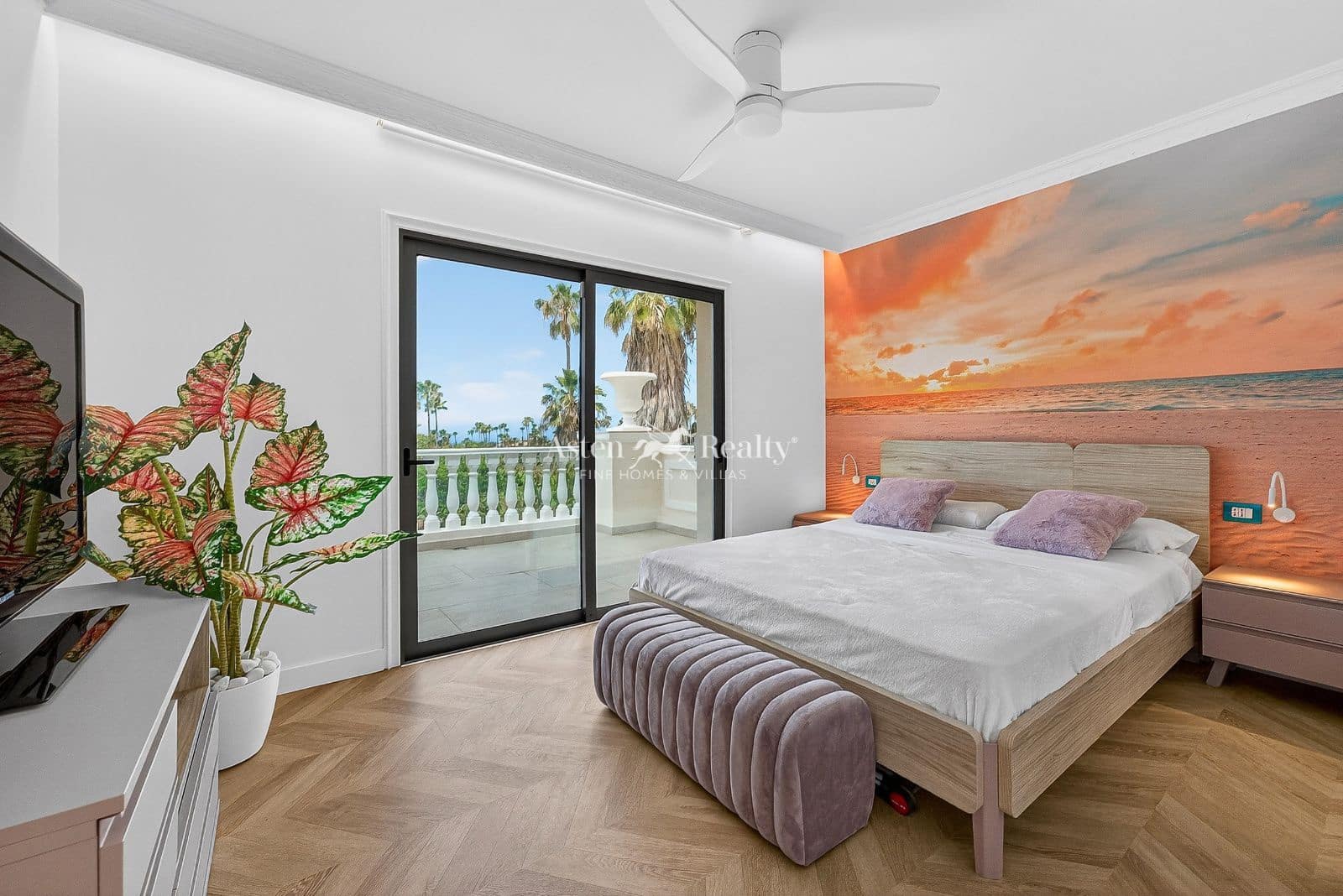 4 chambre Maison de Ville à vendre à La Caleta Adeje avec piscine garage - 3 500 000 € (Ref: 9816193)