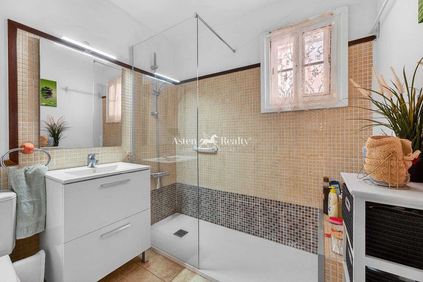 2 sypialnia Penthouse na sprzedaż w Las Chafiras (San Miguel) z basenem - 239 000 € (Ref: 9816194)
