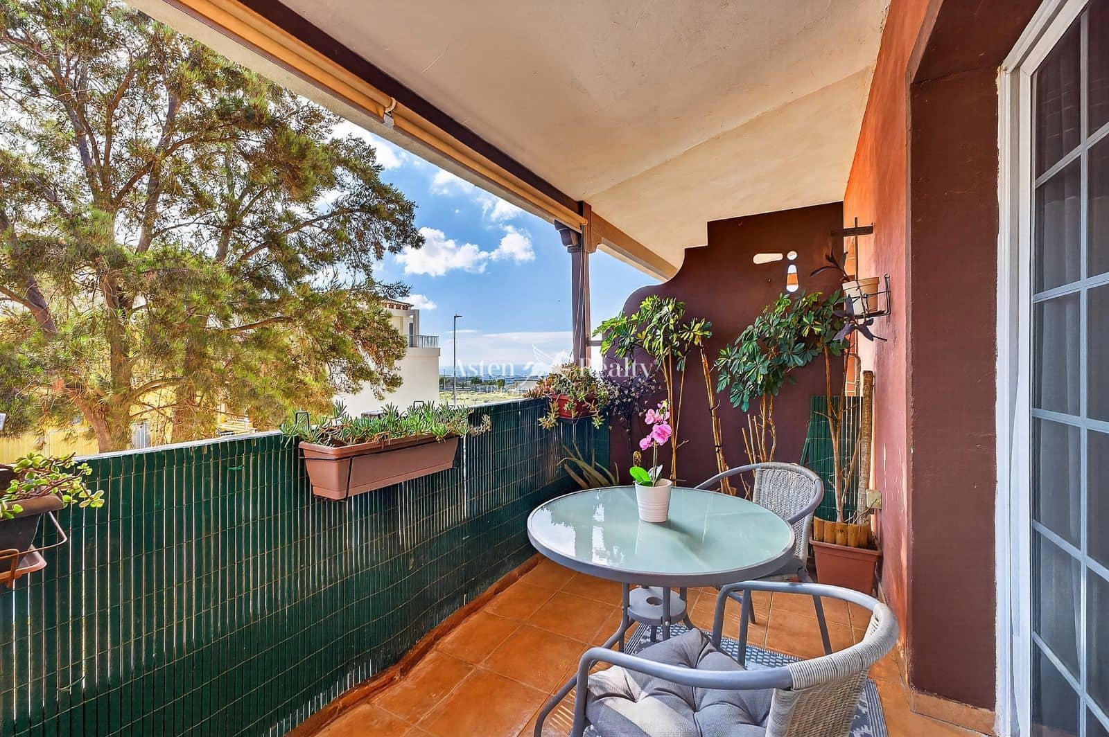 2 sypialnia Penthouse na sprzedaż w Las Chafiras (San Miguel) z basenem - 239 000 € (Ref: 9816194)