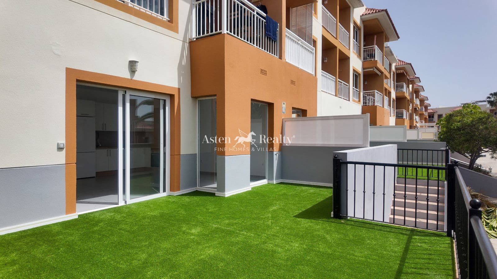 2 Zimmer Wohnung zu verkaufen in Callao Salvaje mit Pool - 379.000 € (Ref: 9821190)