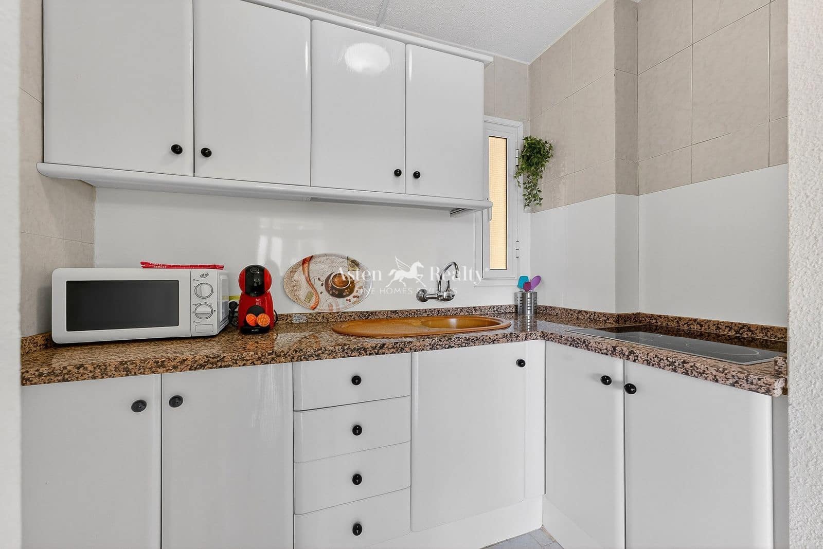 1 bedroom Flat for sale in Playa de las Americas with pool - € 273,000 (Ref: 9823886)