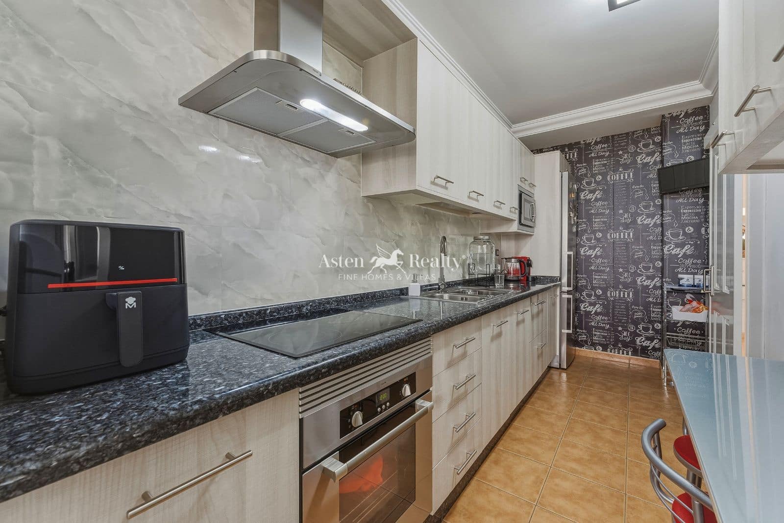 3 bedroom Flat for sale in Las Chafiras (San Miguel) with pool garage - € 294,000 (Ref: 9823887)