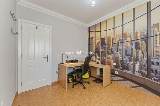 3 slaapkamer Flat te koop in Las Chafiras (San Miguel), San Miguel de Abona met zwembad garage - € 294.000 (Ref: 9823887)