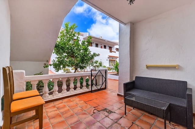 Leilighet til salgs i Los Cristianos, Arona med svømmebasseng - € 170 000 (Ref: 9824045)