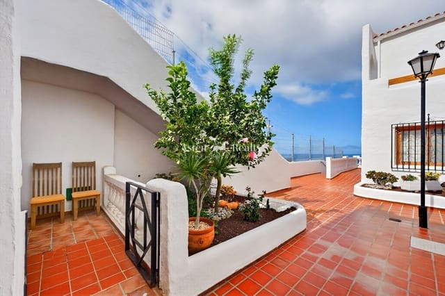 Leilighet til salgs i Los Cristianos, Arona med svømmebasseng - € 170 000 (Ref: 9824045)