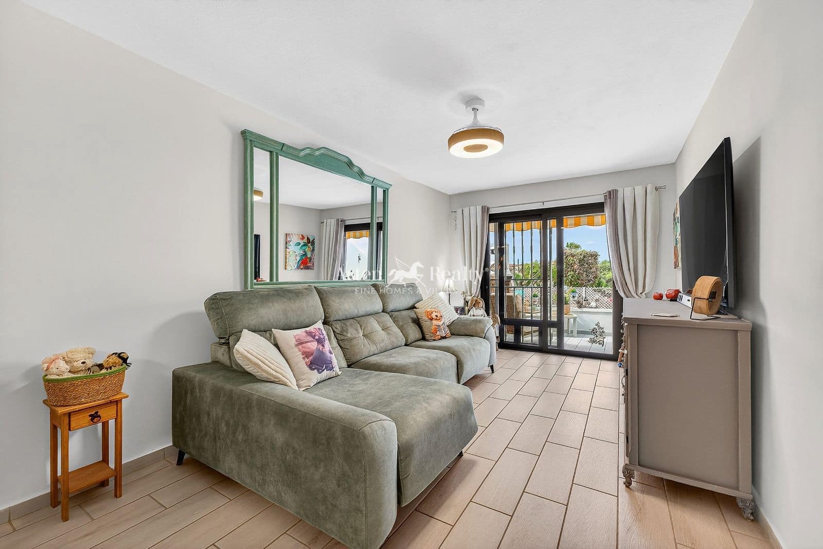1 bedroom Flat for sale in Amarilla Golf with pool - € 229,500 (Ref: 9824047)