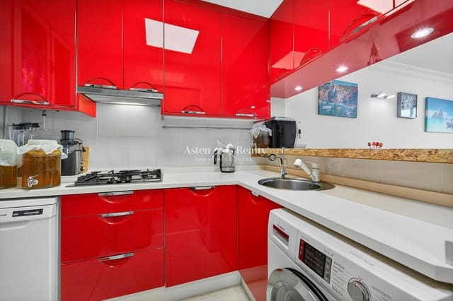 2 soveværelse Lejlighed til salg i Playa de las Americas, Arona med swimmingpool - € 630.000 (Ref: 9830294)