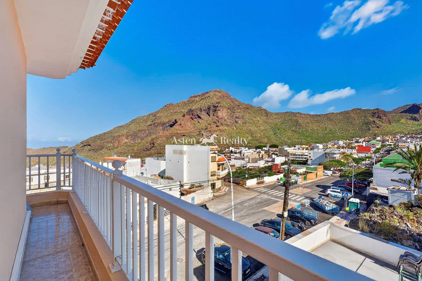 3 bedroom Flat for sale in Santiago del Teide - € 249,000 (Ref: 9832899)
