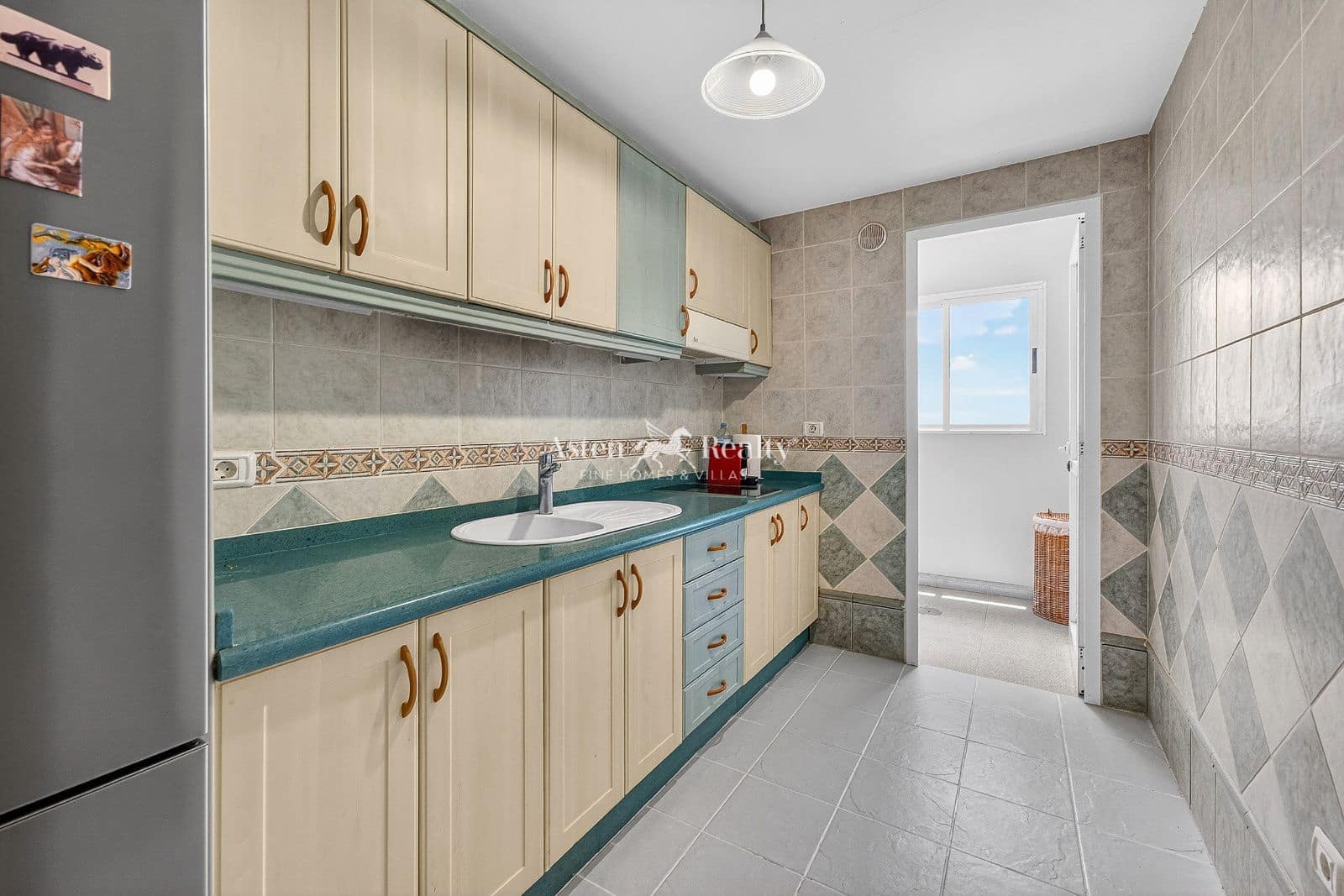2 sovrum Takvåning till salu i Parque de la Reina med pool garage - 325 000 € (Ref: 9833030)