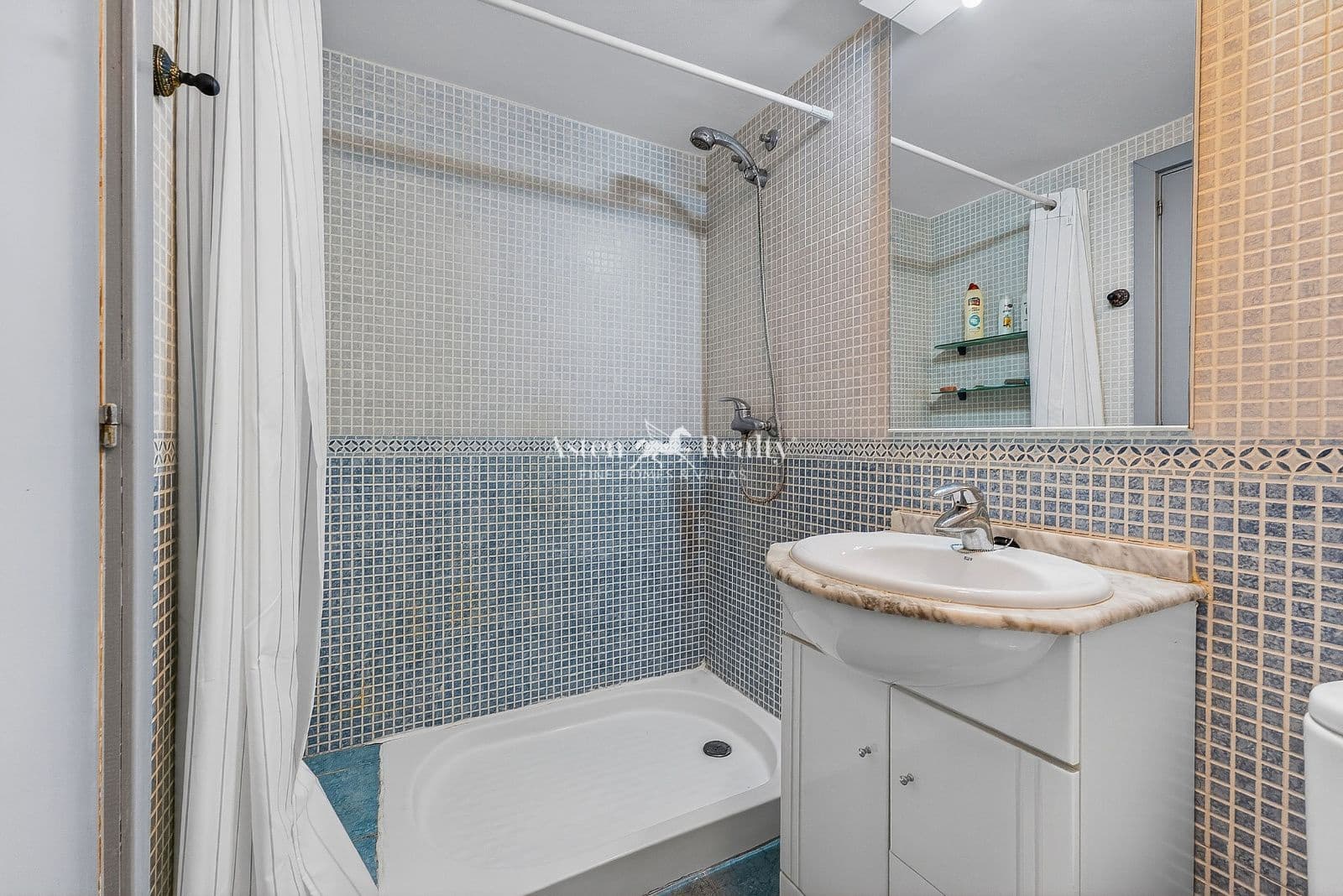 2 sovrum Takvåning till salu i Parque de la Reina med pool garage - 325 000 € (Ref: 9833030)