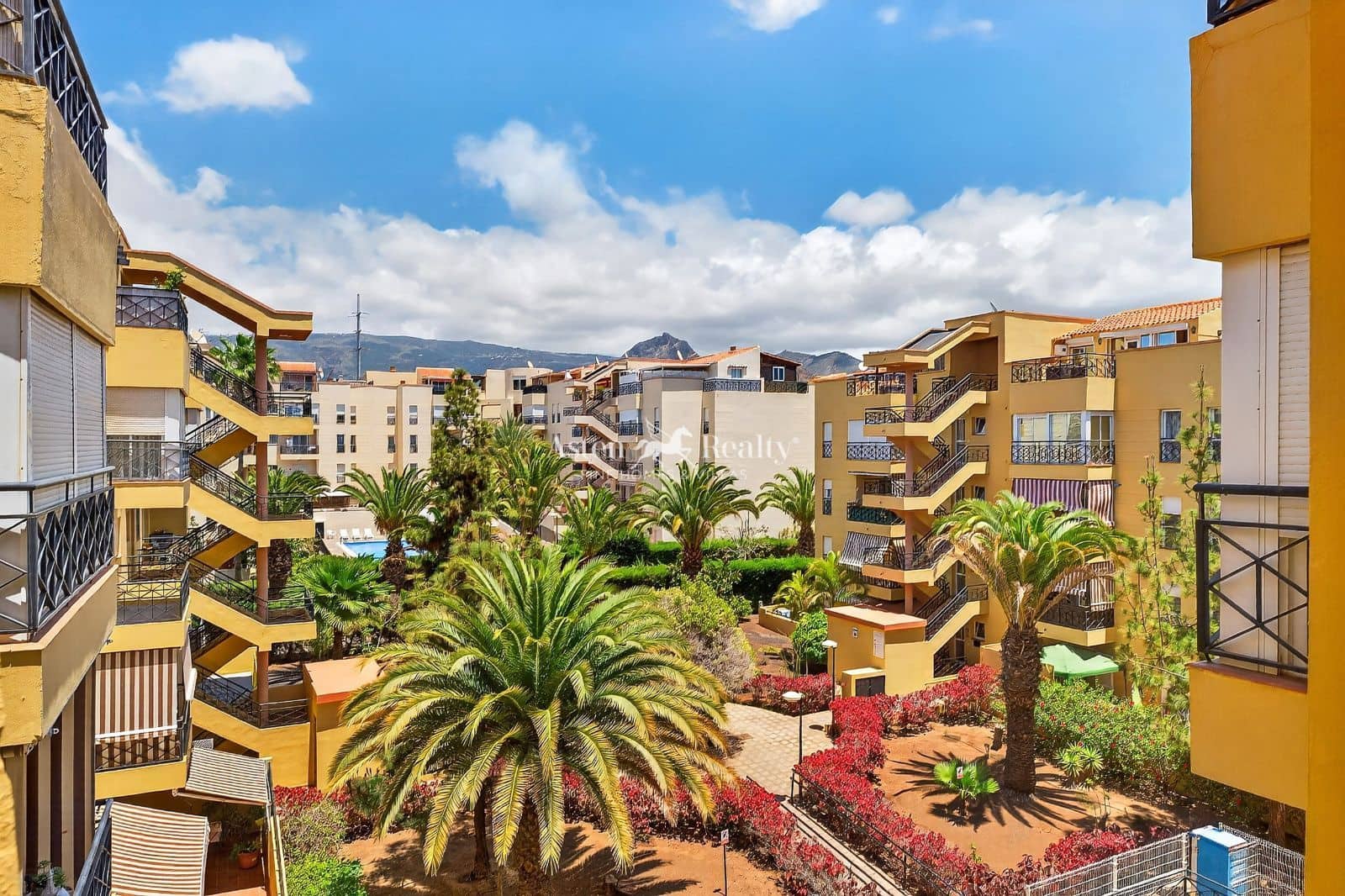 2 sovrum Takvåning till salu i Parque de la Reina med pool garage - 325 000 € (Ref: 9833030)