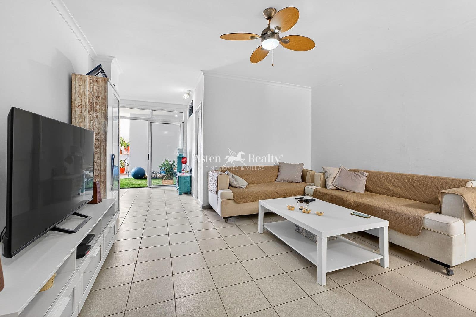 1 bedroom Penthouse for sale in Puerto Santiago - € 265,000 (Ref: 9834674)
