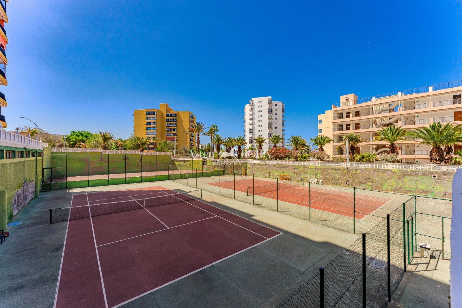 Negocio en Arona en venta - 790.000 € (Ref: 9841577)