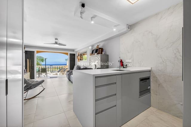 2 camera da letto Appartamento in vendita in Los Cristianos, Arona con piscina garage - 685.000 € (Rif: 9849909)