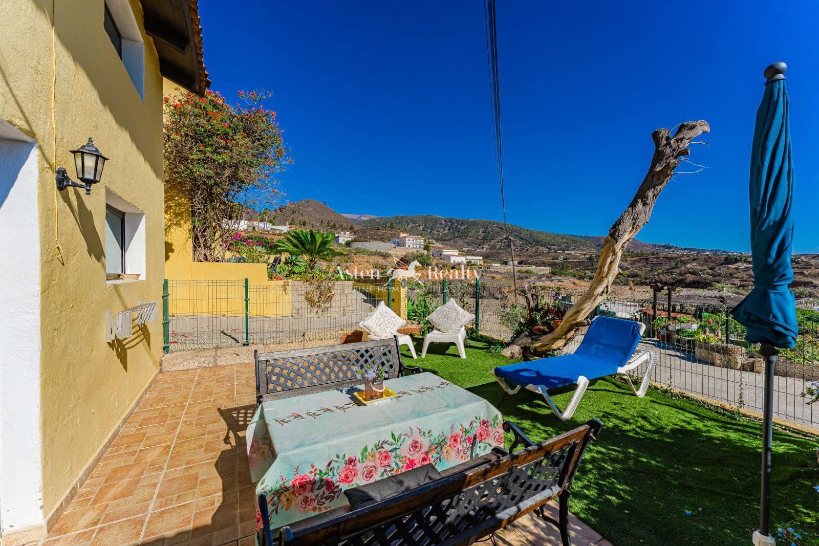 2 bedroom Townhouse for sale in El Fronton - € 260,000 (Ref: 9853040)