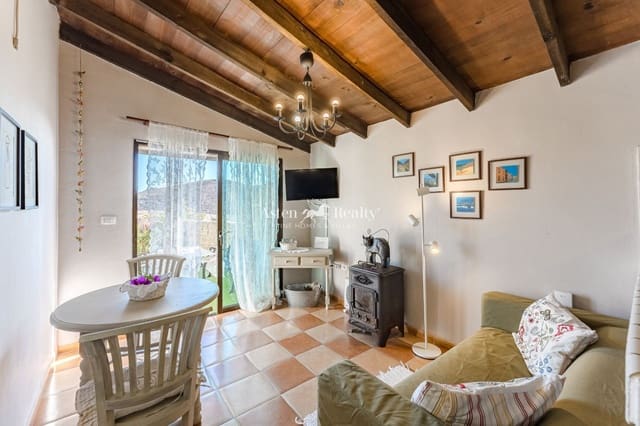 2 sypialnia Dom na sprzedaż w El Fronton, San Miguel de Abona - 260 000 € (Ref: 9854428)