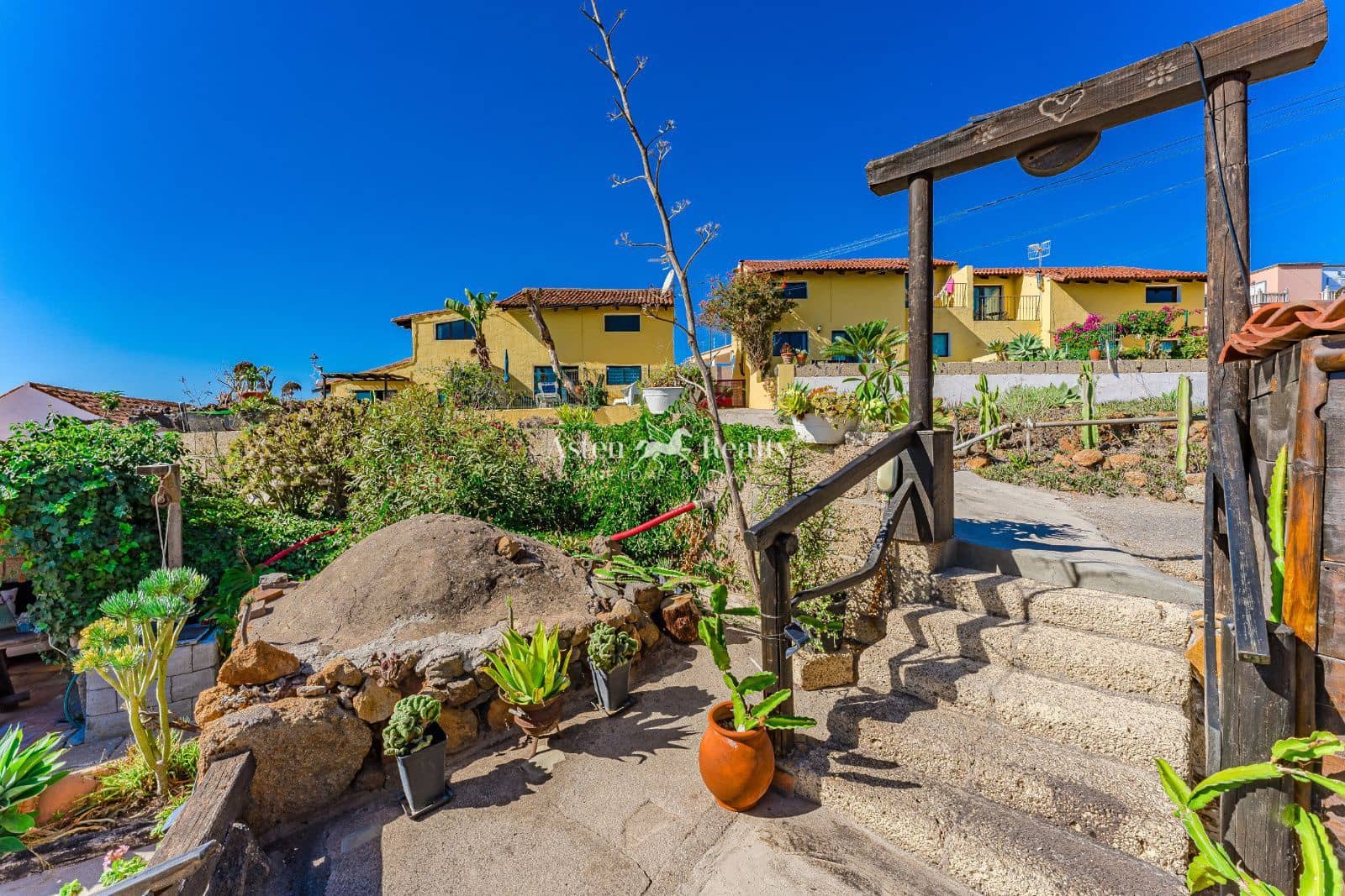 2 bedroom Townhouse for sale in El Fronton - € 260,000 (Ref: 9854428)