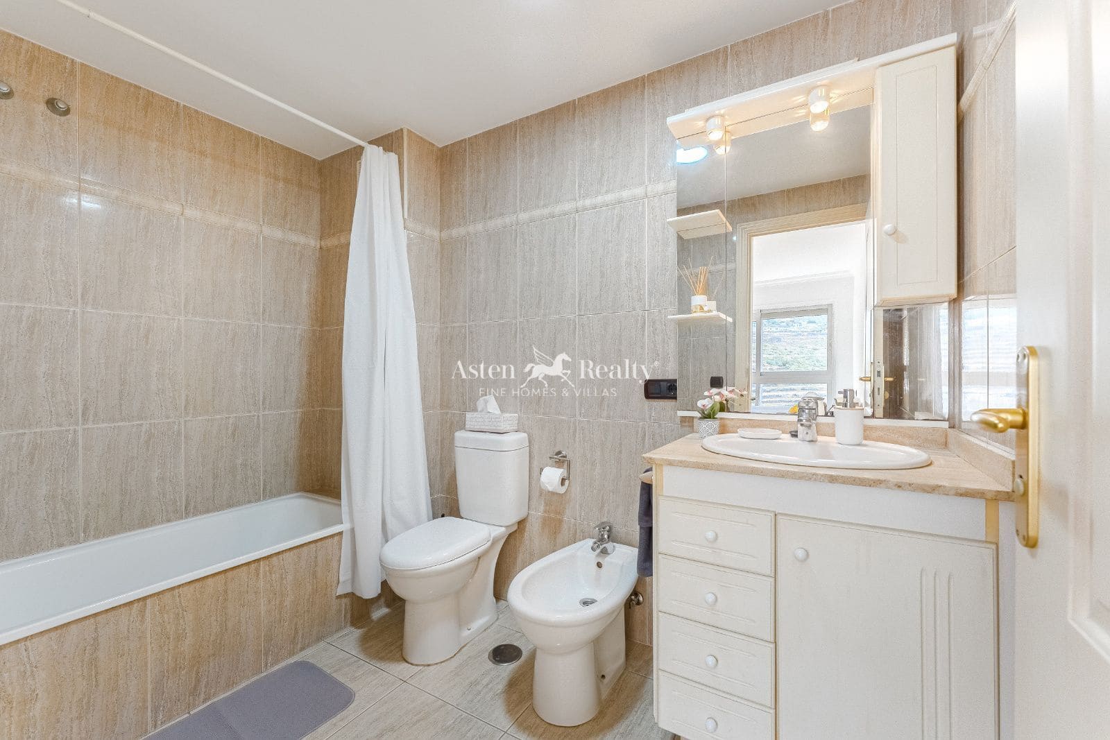 3 camera da letto Appartamento in vendita in Adeje - 328.000 € (Rif: 9863822)