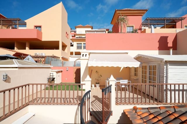 2 camera da letto Attico in vendita in Playa del Duque, Adeje con piscina garage - 860.000 € (Rif: 9867936)