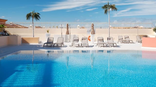 2 camera da letto Attico in vendita in Playa del Duque, Adeje con piscina garage - 860.000 € (Rif: 9867936)