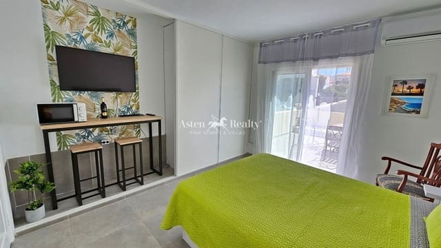 2 Zimmer Bungalow zu verkaufen in Golf del Sur, San Miguel de Abona mit Pool - 328.000 € (Ref: 9874010)