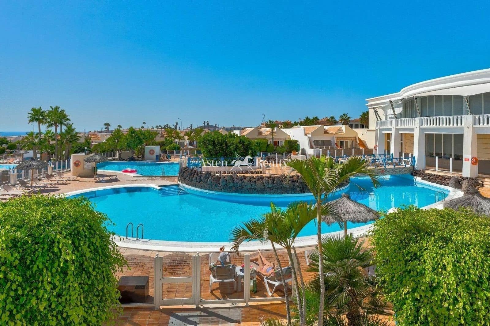 2 Zimmer Bungalow zu verkaufen in Golf del Sur mit Pool - 328.000 € (Ref: 9874010)