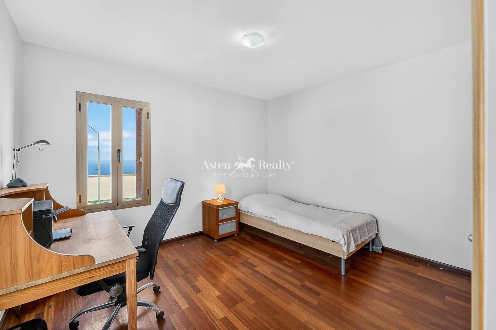 3 slaapkamer Huis te koop in Tacoronte met zwembad garage - € 780.000 (Ref: 9877566)