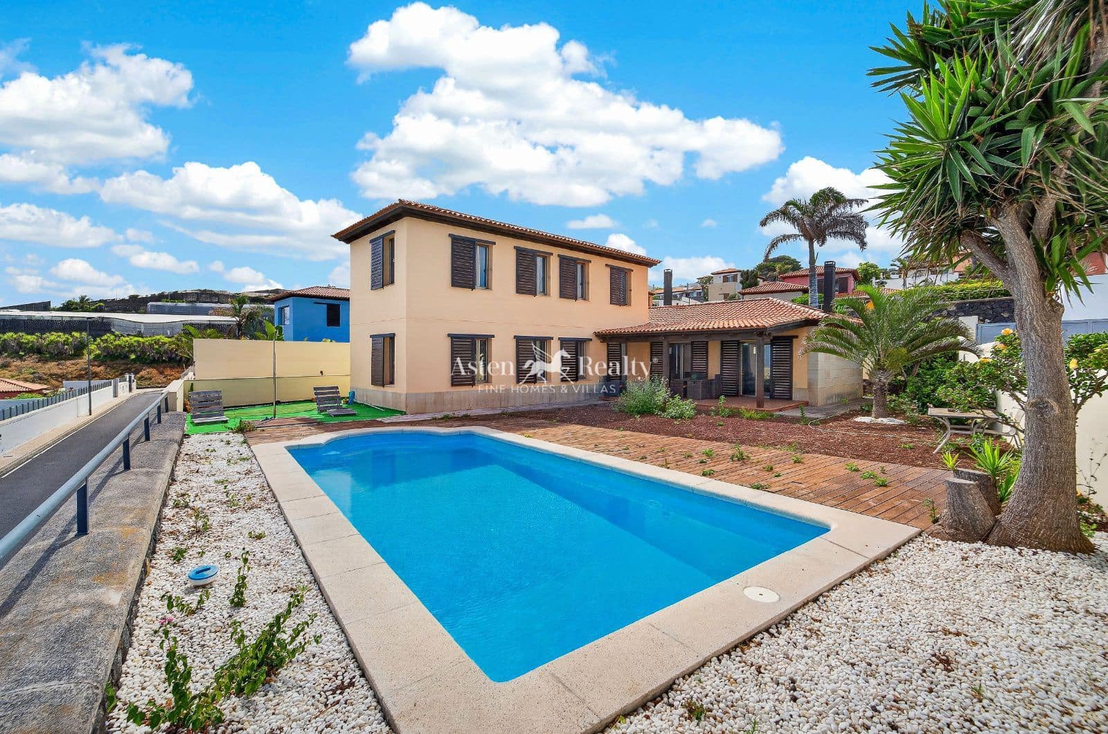 3 slaapkamer Huis te koop in Tacoronte met zwembad garage - € 780.000 (Ref: 9877566)
