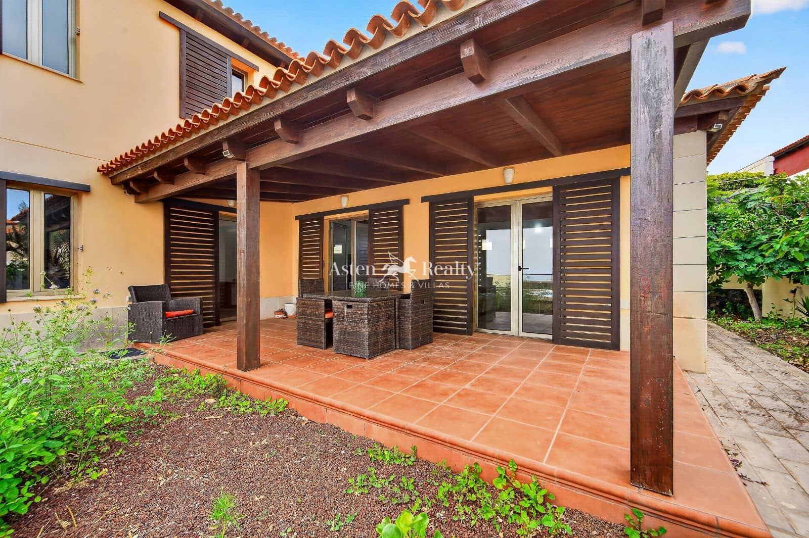 3 slaapkamer Huis te koop in Tacoronte met zwembad garage - € 780.000 (Ref: 9877566)