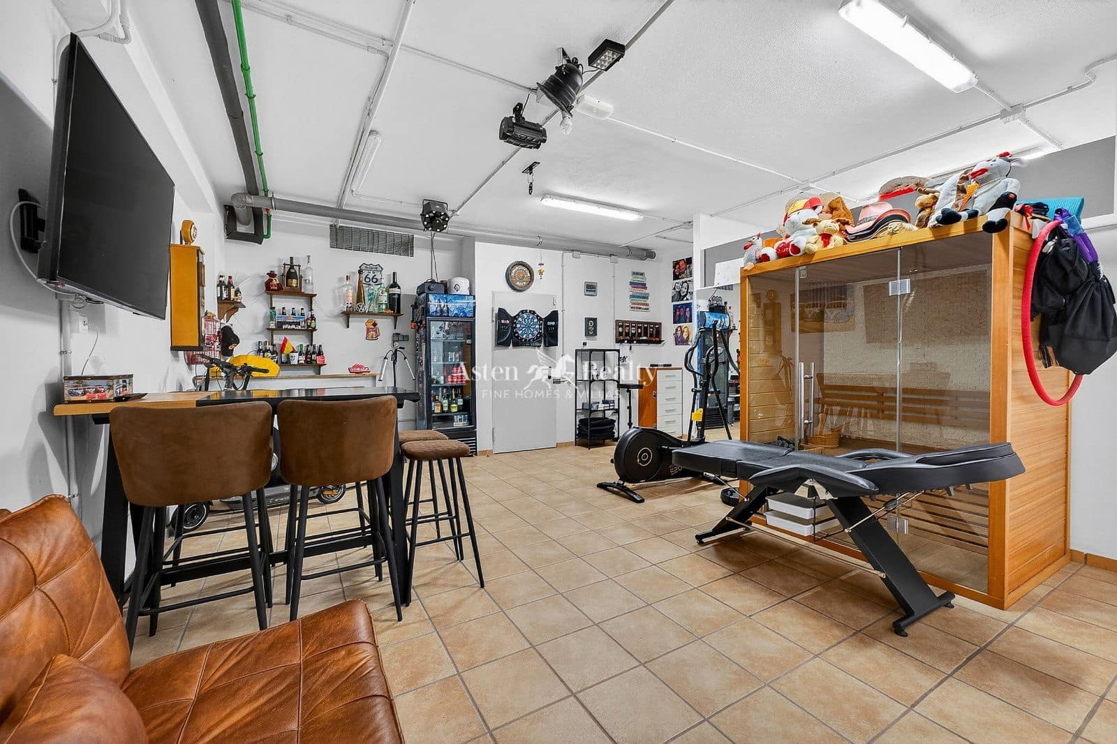 4 chambre Maison de Ville à vendre à Puerto Santiago avec piscine garage - 945 000 € (Ref: 9880228)