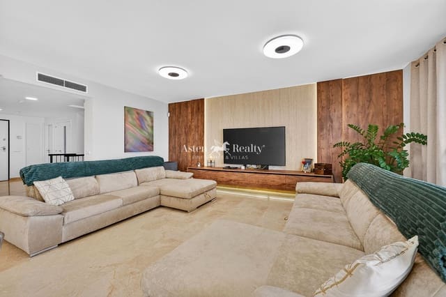 4 quarto Casa em Banda para venda em Puerto Santiago, Santiago del Teide com piscina garagem - 940 000 € (Ref: 9880228)