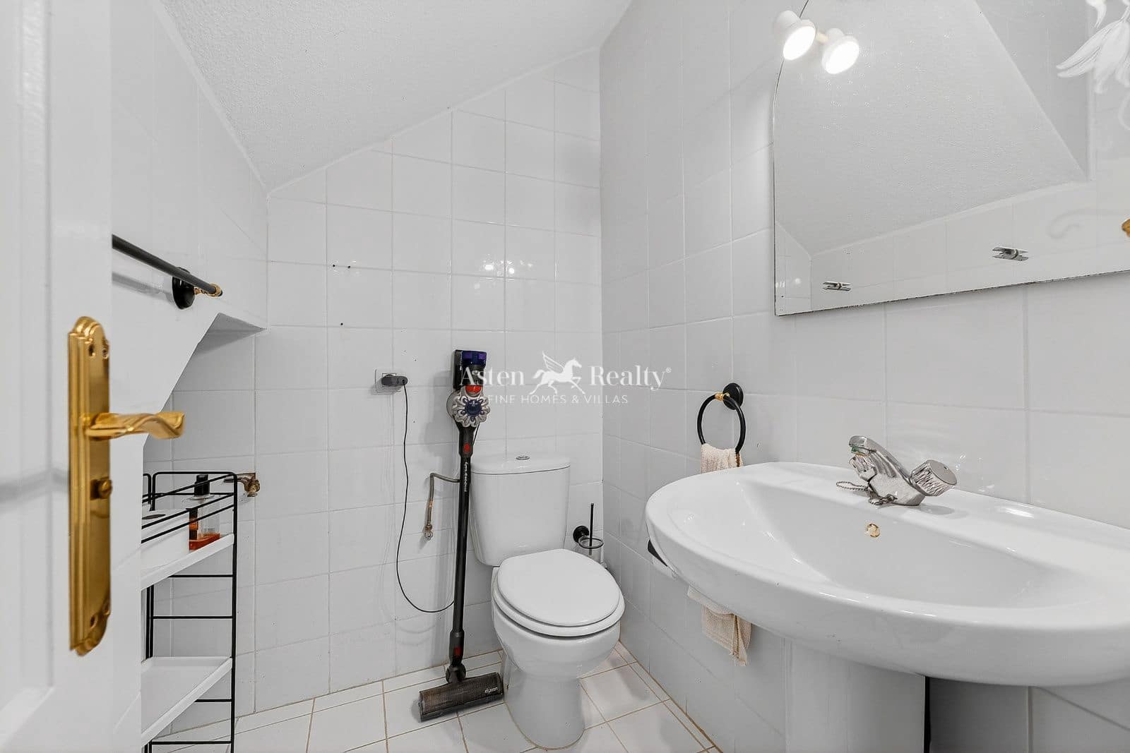 2 soveværelse Villa til salg i Costa Adeje med swimmingpool - € 460.000 (Ref: 9889301)