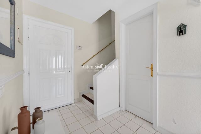 2 soveværelse Villa til salg i San Eugenio Alto, Adeje - € 460.000 (Ref: 9889301)
