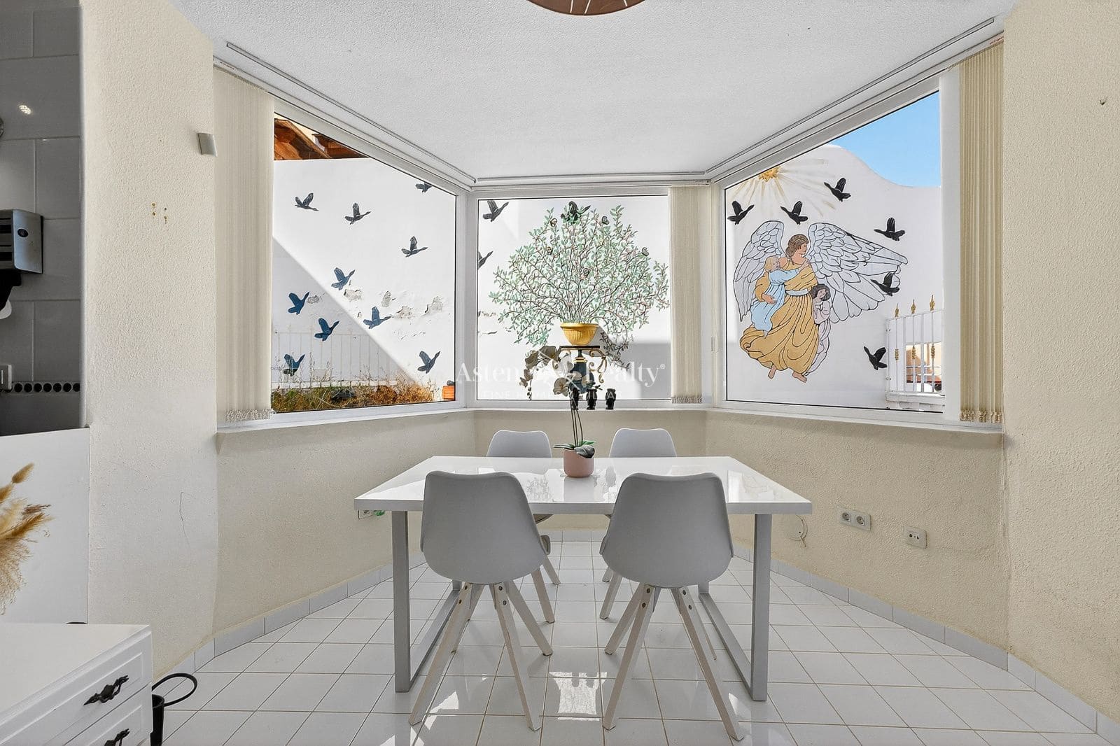 2 soveværelse Villa til salg i Costa Adeje med swimmingpool - € 460.000 (Ref: 9889301)
