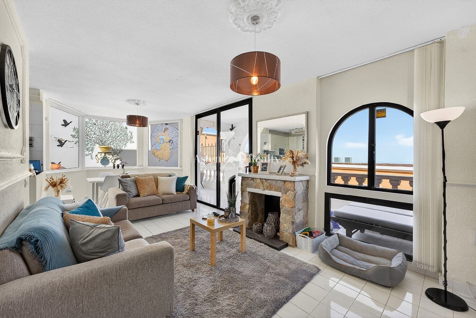 2 soveværelse Villa til salg i Costa Adeje med swimmingpool - € 460.000 (Ref: 9889301)