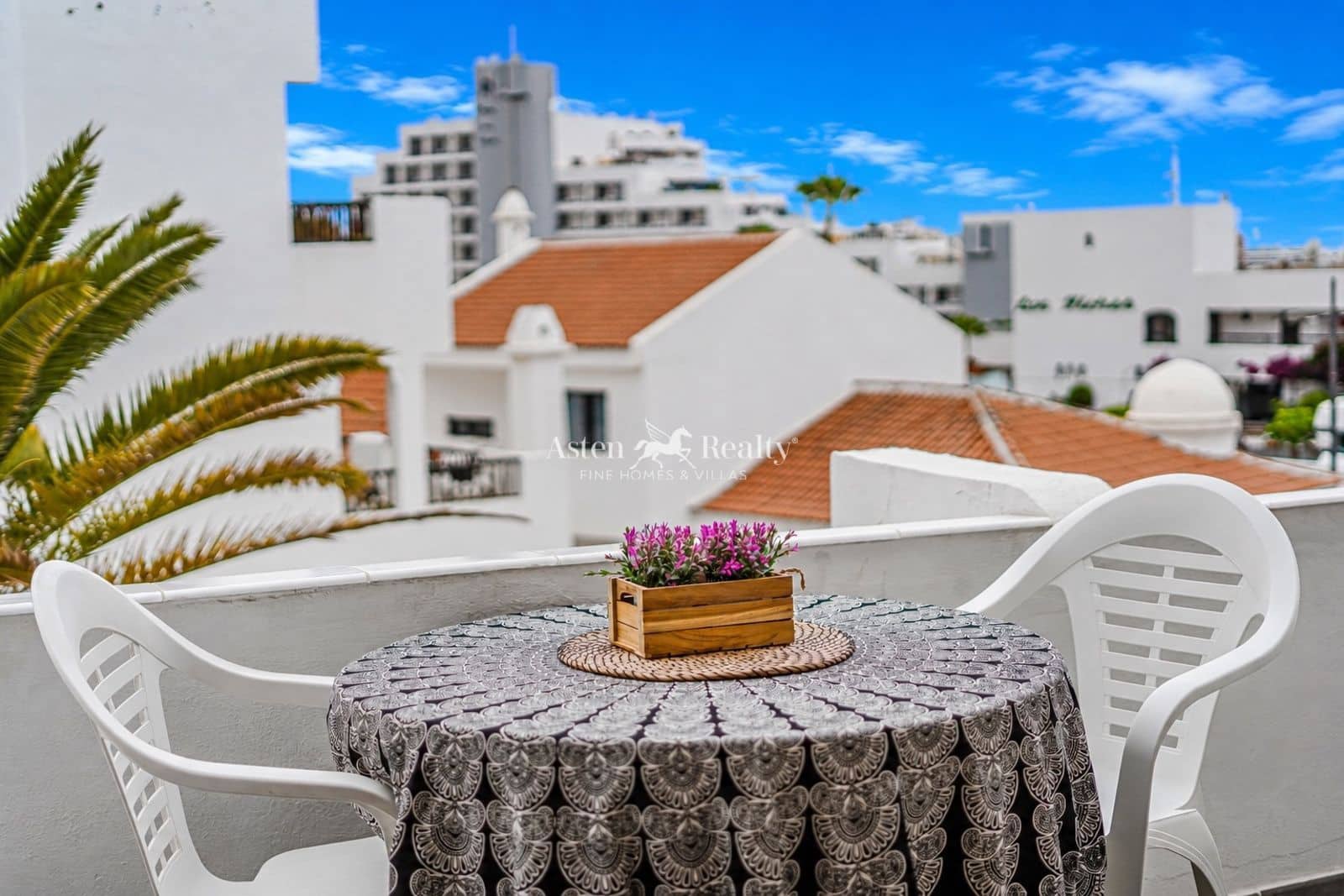 1 soveværelse Lejlighed til salg i Costa Adeje med swimmingpool - € 299.000 (Ref: 9891056)