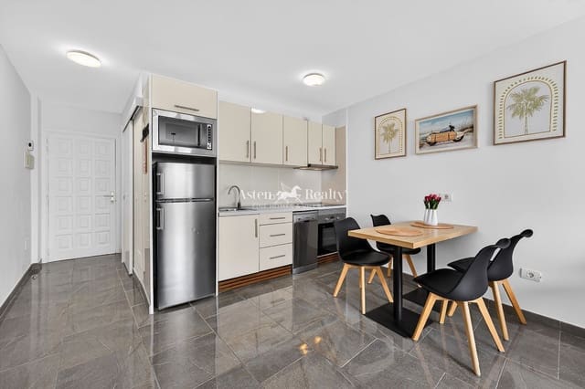 1 soveværelse Lejlighed til salg i San Eugenio Bajo, Adeje med swimmingpool - € 299.000 (Ref: 9891056)