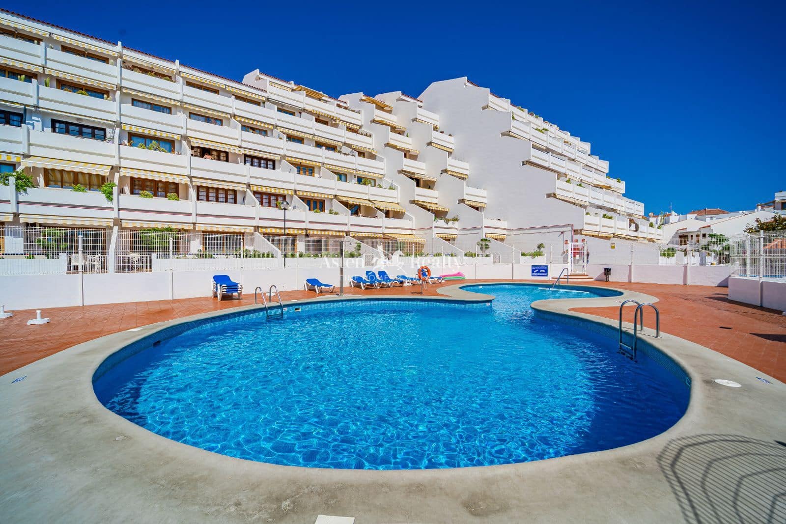 1 soveværelse Lejlighed til salg i Costa Adeje med swimmingpool - € 299.000 (Ref: 9891056)