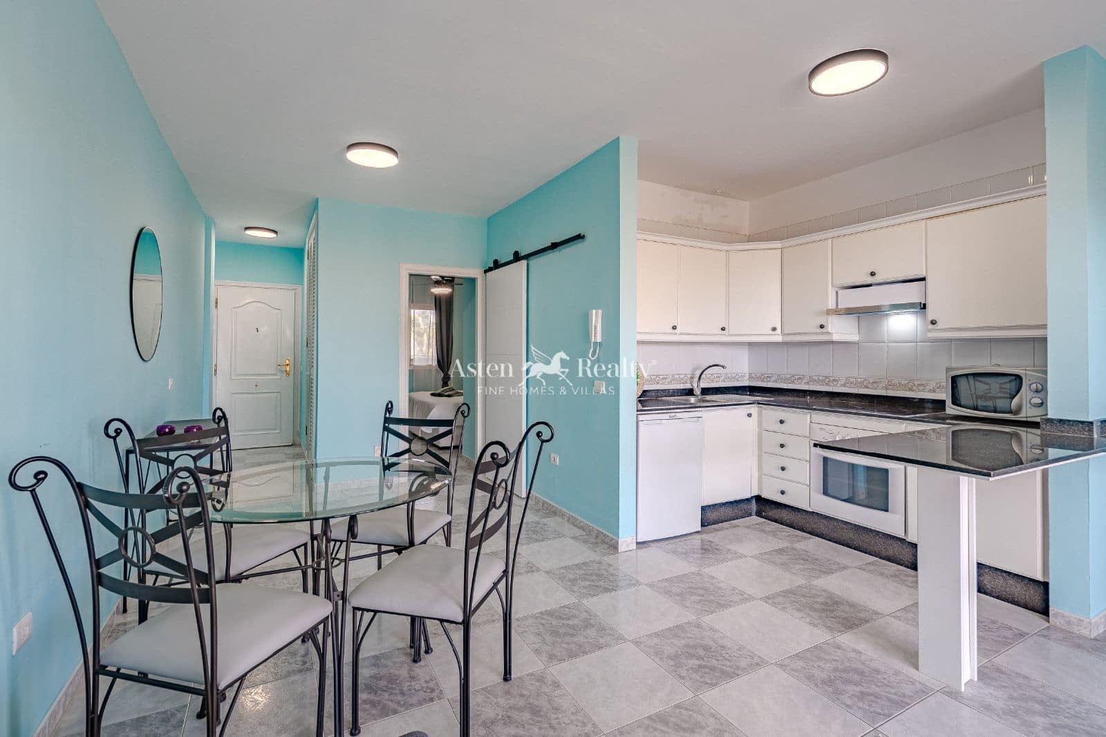 1 slaapkamer Flat te koop in Golf del Sur met zwembad - € 249.000 (Ref: 9892704)