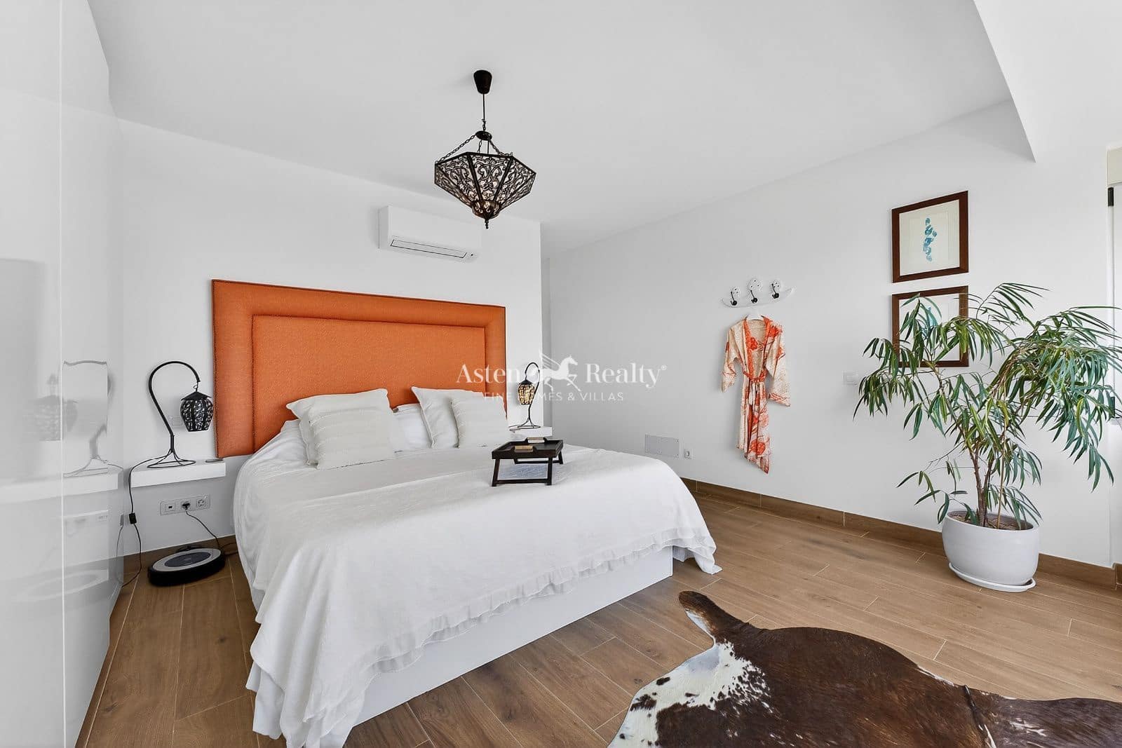 3 quarto Casa em Banda para venda em Chayofa com piscina garagem - 925 000 € (Ref: 9893147)
