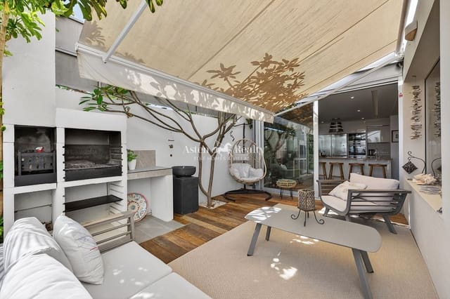 3 quarto Casa em Banda para venda em Chayofa, Arona com piscina garagem - 925 000 € (Ref: 9893147)