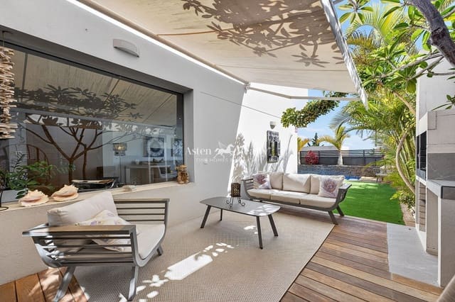 3 quarto Casa em Banda para venda em Chayofa, Arona com piscina garagem - 925 000 € (Ref: 9893147)