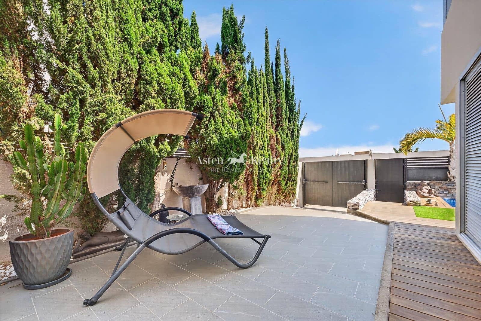 3 quarto Casa em Banda para venda em Chayofa com piscina garagem - 925 000 € (Ref: 9893147)