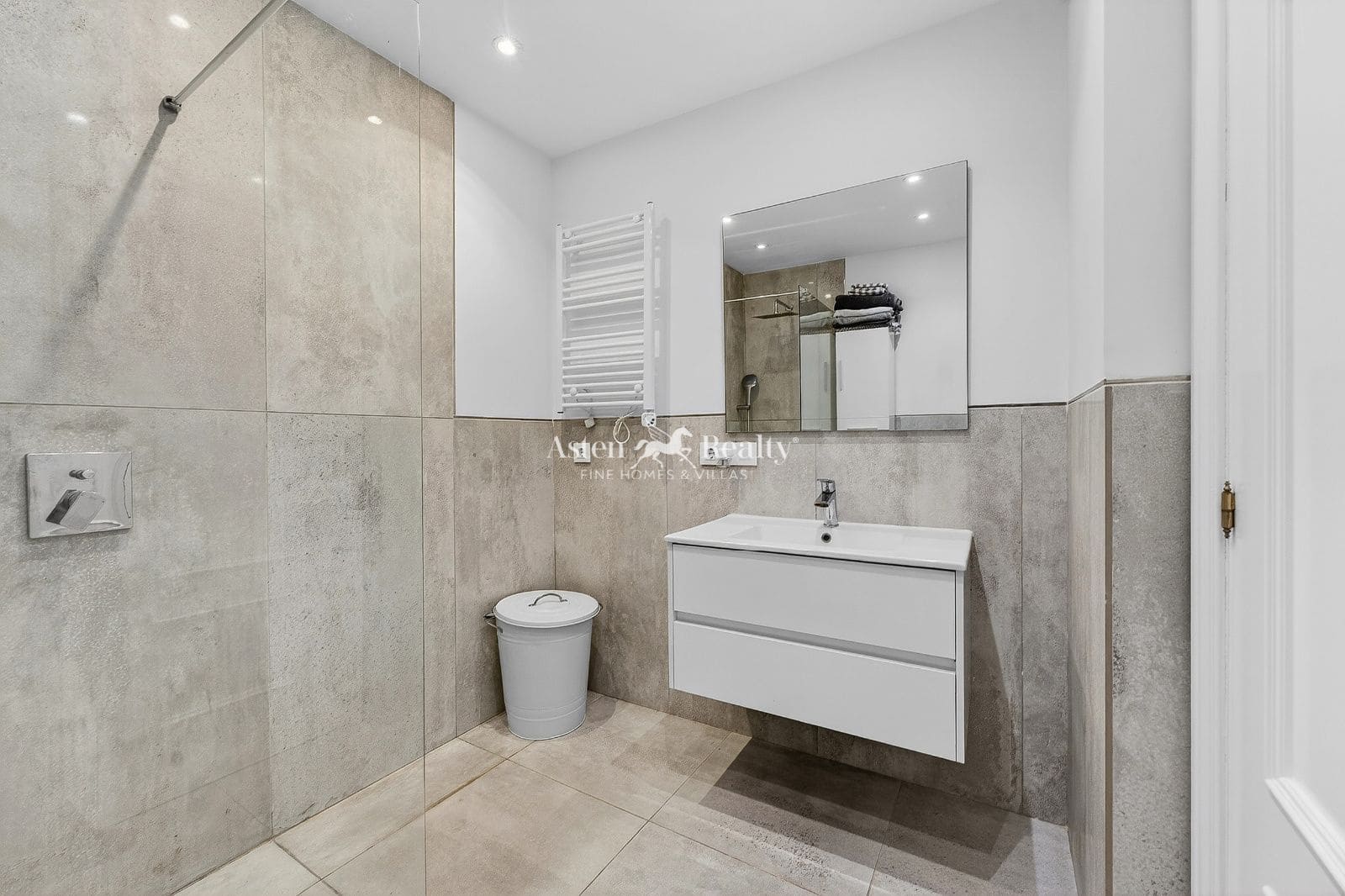 2 chambre Penthouse à vendre à Valle de San Lorenzo avec garage - 299 000 € (Ref: 9895277)