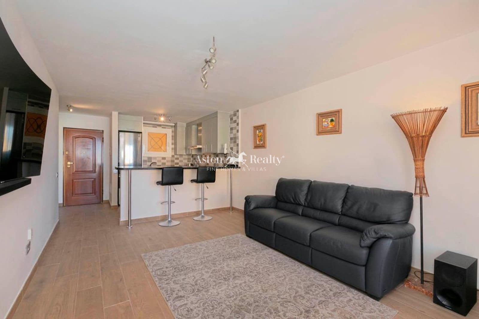 1 soveværelse Lejlighed til salg i Los Cristianos med swimmingpool garage - € 350.000 (Ref: 9895373)